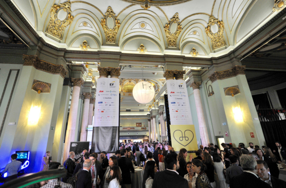 L+R Joins Dialogue on Global Employee Experience at HR Innovation Summit 2023 hero image