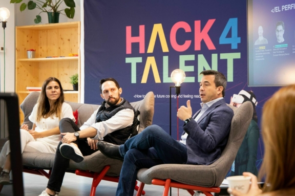 L+R's Ivan Leider on the evolving professional landscape at #HACK4TALENT hero image