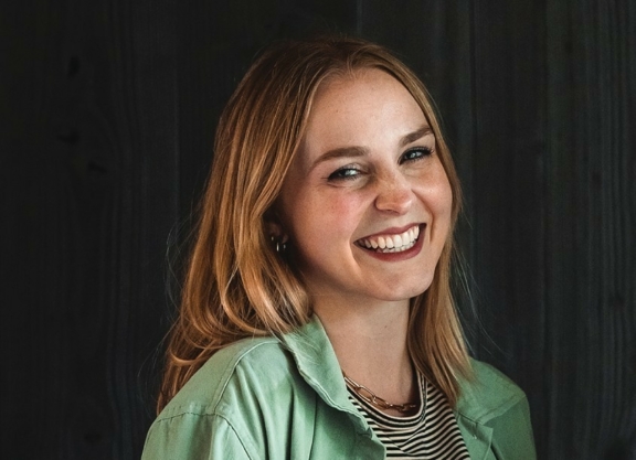 JENNY RUDZIENSKY, GRAPHIC DESIGNER L+R, BROOKLYN NY