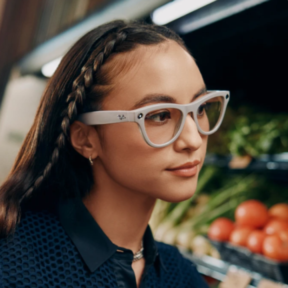The customer experience implications for next wave of smart glasses hero image