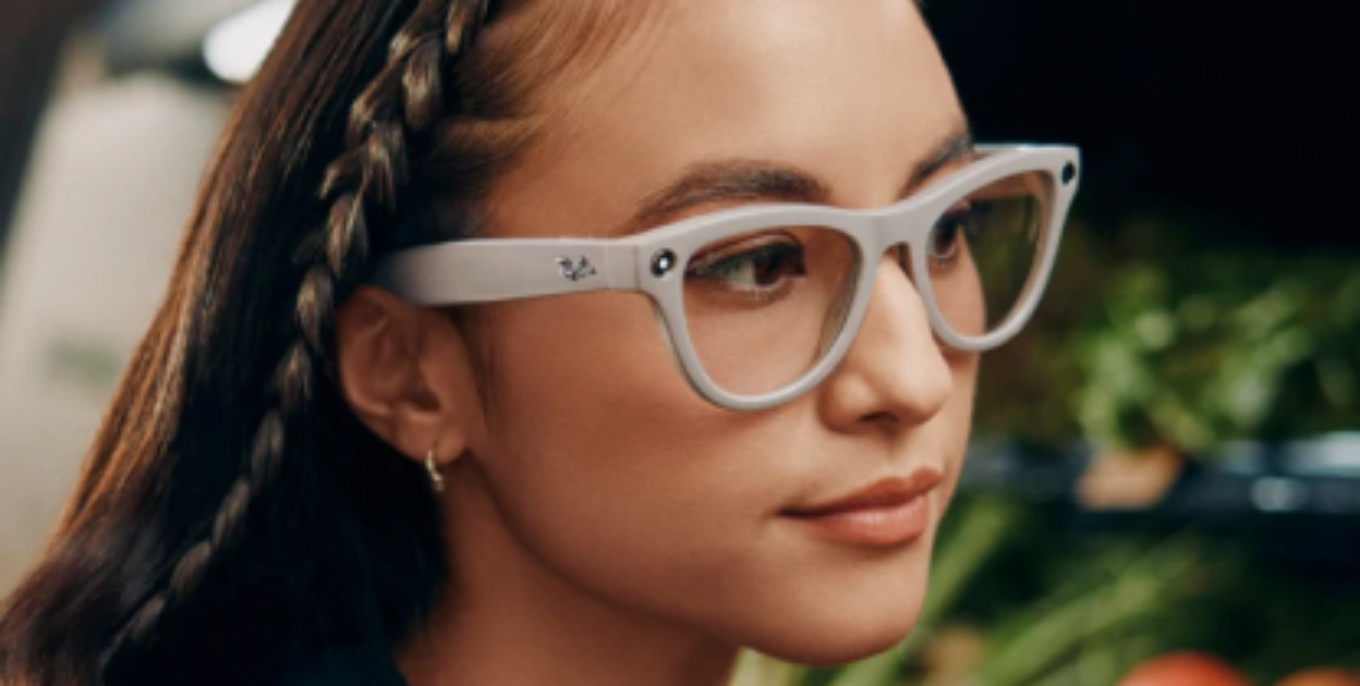 Alex Levin publishes article on the CX implications for next wave of connected glasses